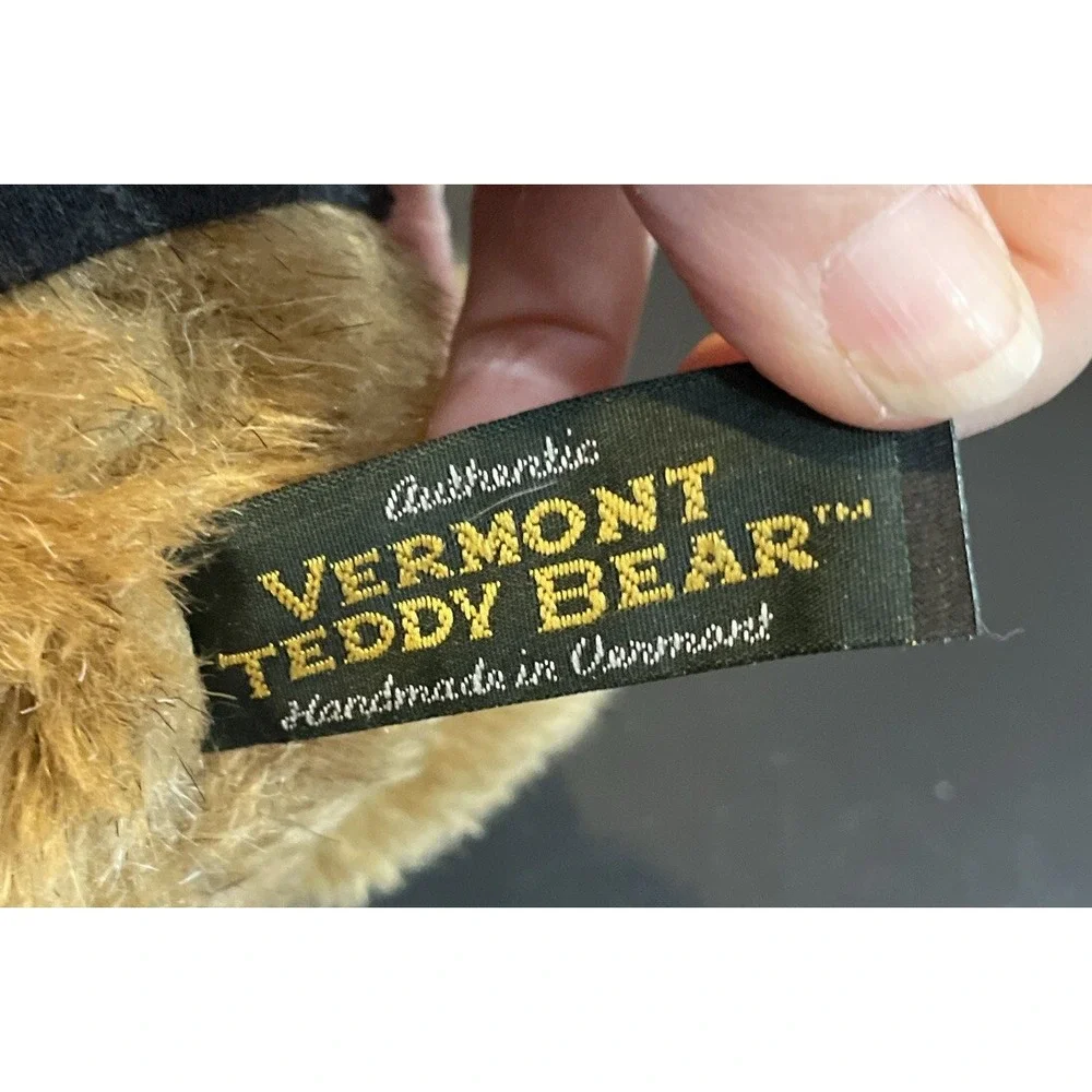 Vermont Teddy Bear 15